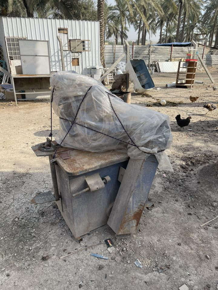 غراض معمل حداده للبيع 
مولده كيه. 30 كيفي
كتر كبير طكتين 
كمبريسر كهربائي 
بنج بلبيت 
تسكا شيلمان 
مكاين لحيم وحده كبيره وحده الكترونيه حجم وسط 
 دريل ثابت حجم صغير 
مكاني دوره ابودشير. 
*********** 
اخوان الشراي يتصل
