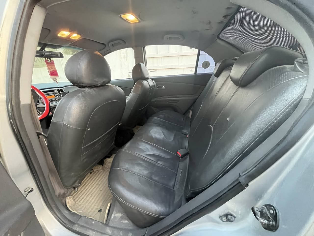 السلام عليكم 
كية ريو 2009
ادوات ادوات 
كير محرك شرط 
كشر نضيف 
تايرات نص عمر 
صدرهة زين 
سنتر لك
مري شفط 
تدفئة تبريد شرط 
كهربائيات شرط 
العنوان تكريت 
السعر (37 وبيهة مجال 
***********
