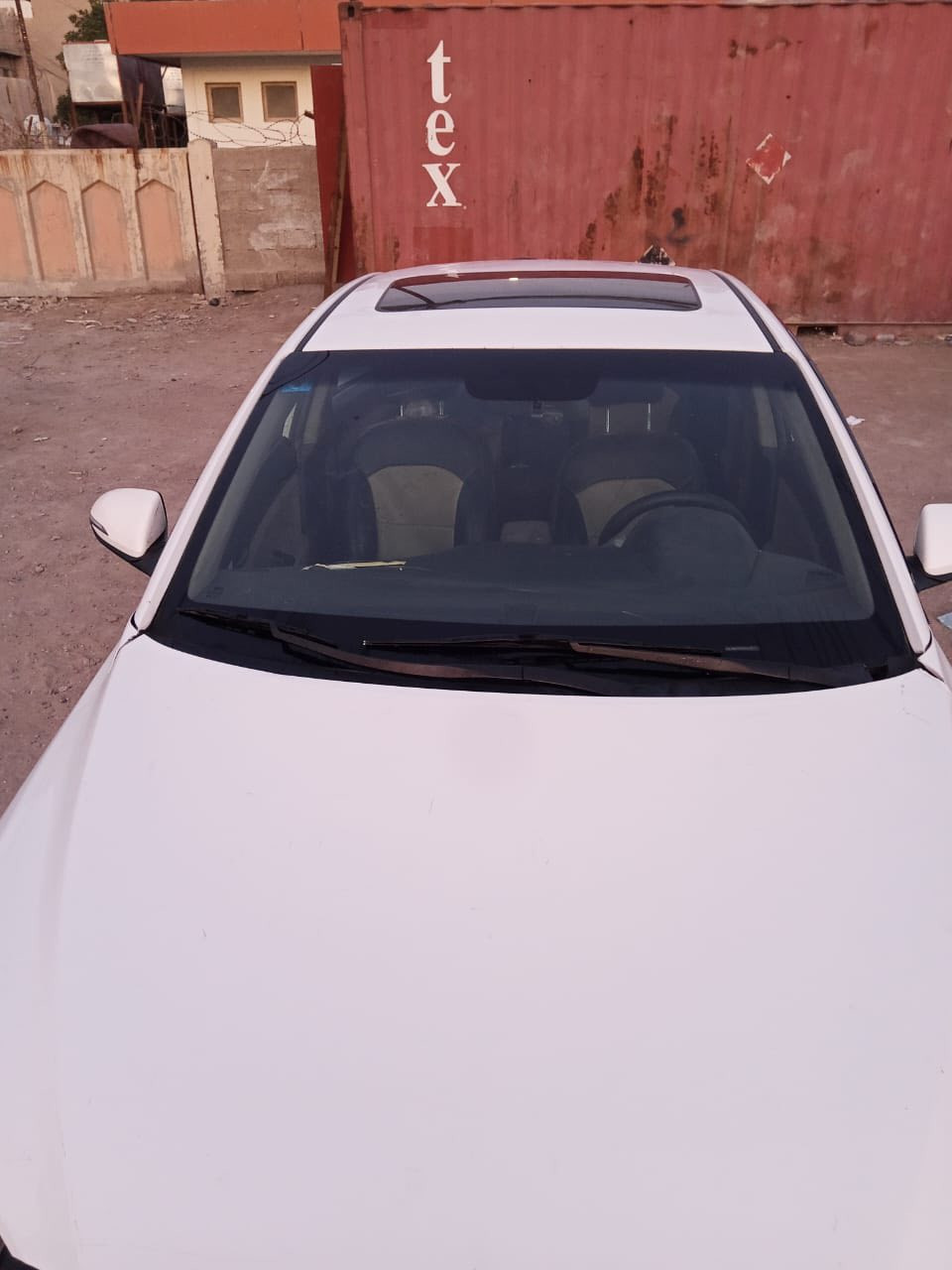 السلام عليكم
الالنترا خليجي 2018 فول مواصفات عدا البصمه
بيهه حادث ابيعهه عل حادثهه
مكينه 2000دوش كير خير من الله لغود مكفوله
بيهه ظربه بشاصي الجهه اليسرى بجم  ***********
