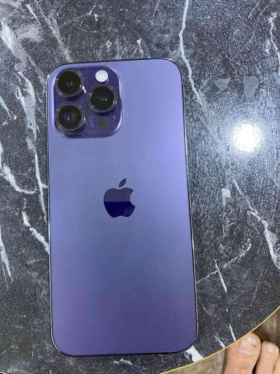 ايفون 14 برو ماكس ذاكره 1تيرا بطاريه 82 بي فطر بالشاشه استخدام شخصي  عنوان بصره جمهوريه السعر 800 للاستفسار ***********
