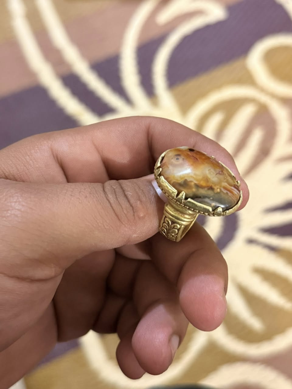 للبيع نحاس اثري مكلفه بالنشر ***********
