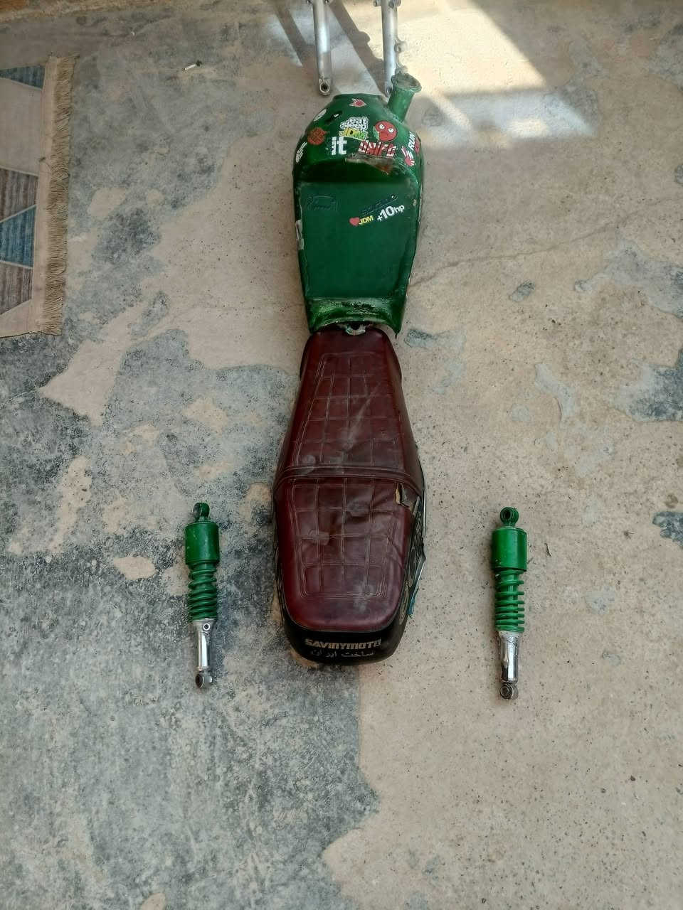 سلام عليكم غراض تفصيخ البيع
ويله زوج نضيفات لون ذهبي ابيع بدون تواير 60
كشن وتنكي ودبلات خلفي 40
وتخم براغي +دبلات دسك شرط شغل وماشه مامي ب30
(تاخذهن كلهن حسبهم لك برخص )مكاني بغداد نهروان رقمي ***********
