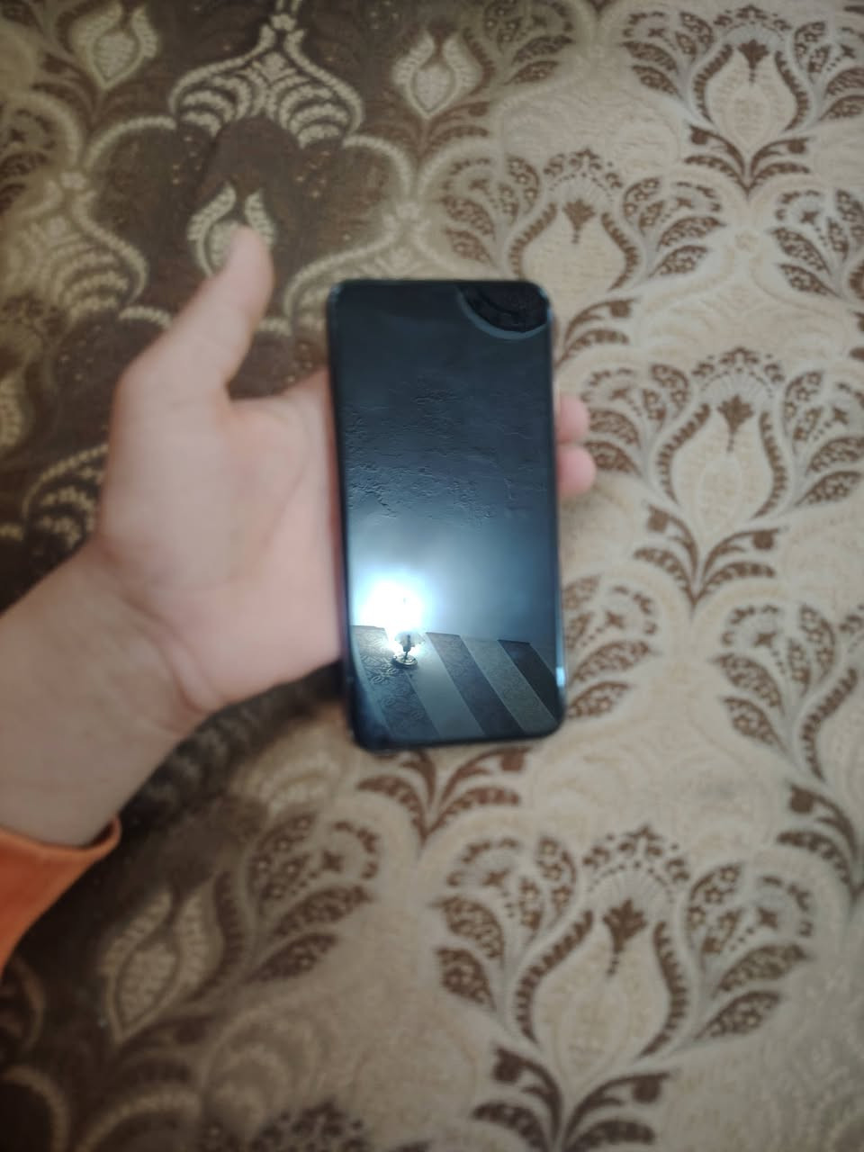 ايفون اكس ماكس
للبيع
مبدل شاشه فقط اصليه 
ظهر مكسور 
بطاريه 76
ادفع سعر عجبني ابيعك
خاص مفتوح
اتصال ***********
