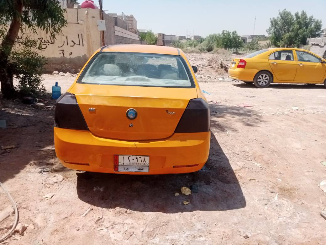 جيلي ام  كي موديل ،13 رقم نجف السيارة جاهزه مكينه وگير وحدادية ومشط وبور هيئه وغرامات مصفره السعر ب17 وبيها مجال العنوان الديوانية والمالك ديوانية رقم الموبايل ‏‪***********‬‏ ديوانية, القادسية
