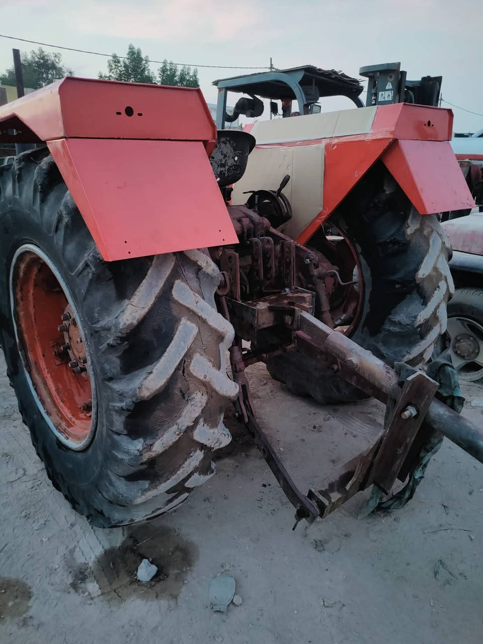 للبيع عنتر موديل 87 جاهزه للشغل محرك وكير وجهاز الرفع درجه اولى
نگره سلف چاملغات جدد السعر( ٣ ) مكاني بابل أسكندريه ***********
