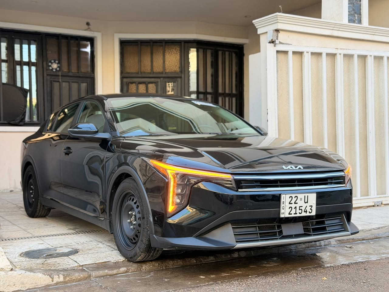 للبيع فقط 
كي فور EX  2025 k4 
محرك : 2000 دوش مرغوب
وارد : اميركا 
ماشيه : 12 الف 
مواصفاته
1_بصمة 
2_تشغيل عن بعد 
3_ بصمة ابواب 
4_ بصمة جنطه 
5_شاشه متصل حجم كبير 
6_فول قيادة ذاتيه مع تحديد مسار 
7_فول تحكم ستيرن 
8_تبريد قطعتين خلفي وامامي 
9_منافذ شحن خلفية 
10_سايد بريك كهربائي 
11_مانع انزلاق 
12_نقط عمياء 
13 _ تحكم وضعيات قياده
14_رادار امامي وخلفي وجانبي 
15_فول حساسات توقف ذاتي 
16_لد امامي مع عدسات زنون
17_لد خلفي 
18_شحن وايرلس 
19_كامره خلفية دقه hd 
20_ تدفئه بلكشنات وتدفئه استيرن 

مرقم اربيل كامل ( تحويل مباشر )

حادث سياره 
بنيد وجاملغ وصور حادث مرفقه 
باقي سياره كفاله عامه ع اخير 

عنوان : بغداد قرب علوه الرشيد القوس 
السعر : 169
استفسار :***********
             :***********
