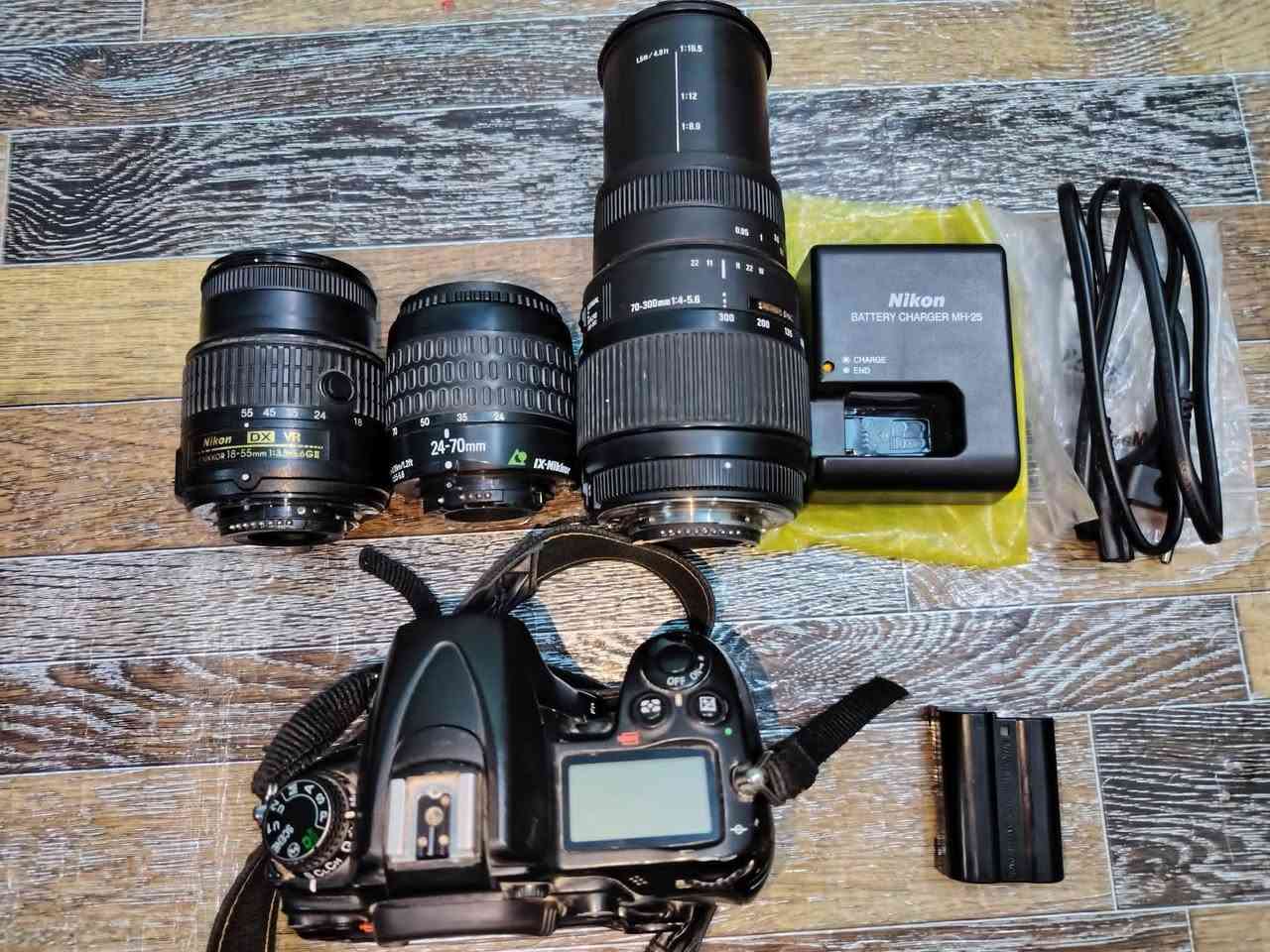 السلام عليكم كاميرا للبيع
نيكون D7000
وياها 3 عدسات
70-300
18-55
نيكور 24-70 بيها غواش

بطارية
شاحنة
الكاميرا نظيفة مابيها نقص سعرها 500 وبيها مجال مكاني ناصريه ماعندي توصيل


**إذا كنت صاحب هذا الإعلان وتريد حذفه لأي سبب، رجاءا أرسل رسالة إلى الدعم الفني**