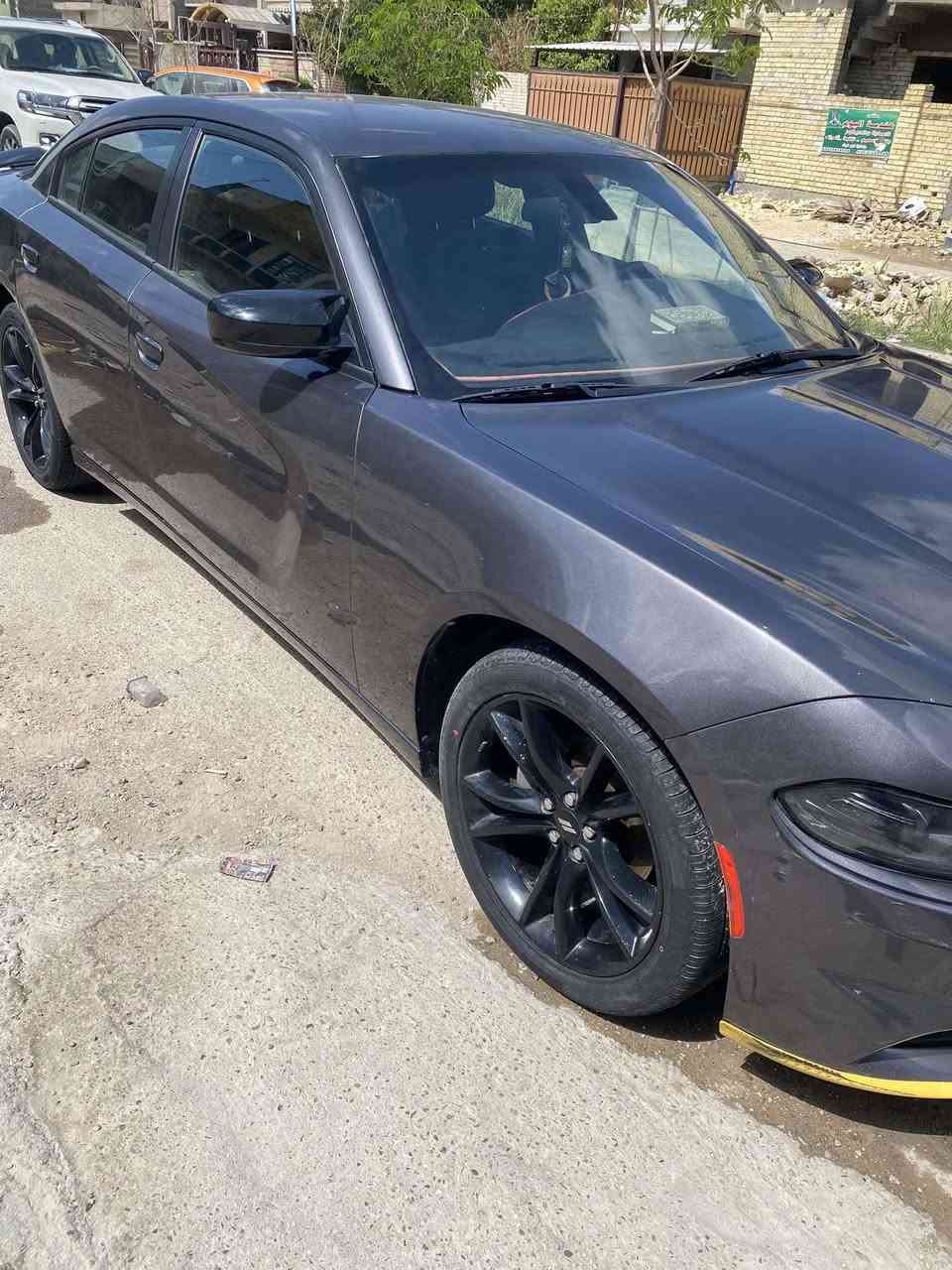 جارجر موديل 2019 
باسمي رقم قديم سنوية
منتهية بشهر 11 سنه 25

💎 ســعــر ✅ ::  الــرد تلقائي 📮

ماشيه 107000 ميل
كير محرك مكفول
ضرر جاملغ مبدل امامي
وشويه صبغ باب السايق

مكان السيارة: بغداد الدوره 
رقم صـــاحب سيارة: *********** واتساب
