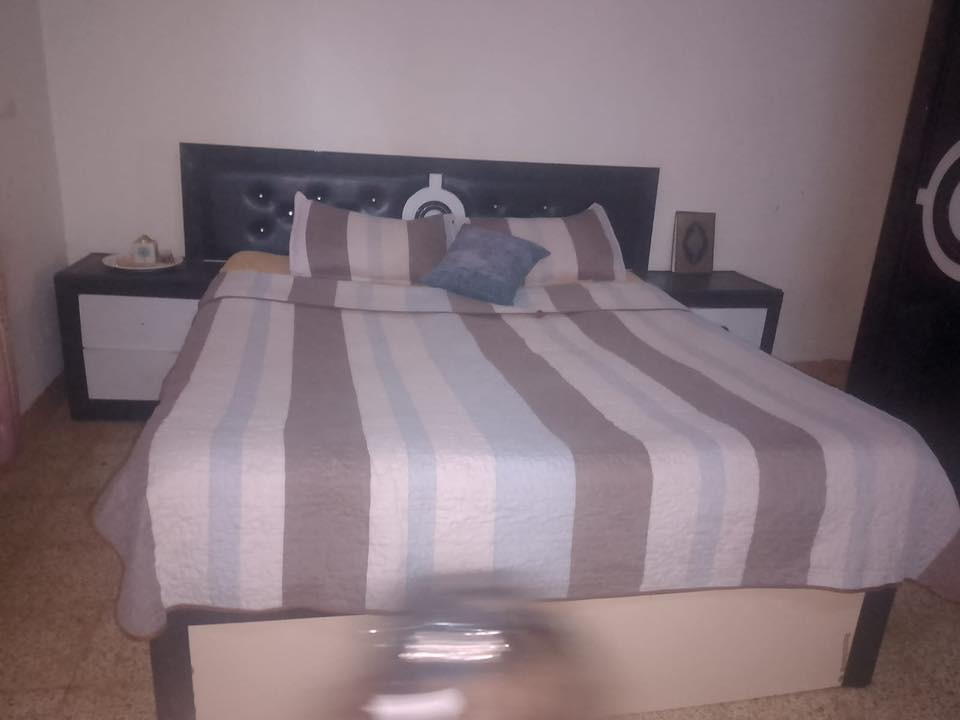 هذا رقم***********
