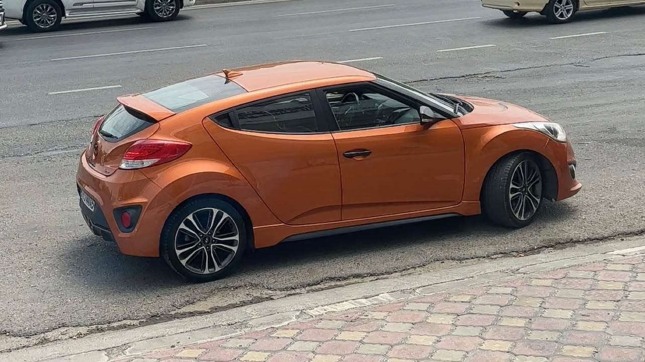 السلام عليكم 

فيلوستر  2016

وارد امريكي 

فول موصفات عدة لفتحة 

1 محرك 1600 تيربو

2 تدفئة مقاعد 

3 كشنات جلد 

4 بصمه

5 كامرة خلفية

6 اشاير بل مري 

7 شفتات ستيرن

8 تحكم ستيرن 

9 مثبت سرعة 

10 ابواب بصمة 

11 سماعات Dimension 

12الضرر بس بونيت صبغ

13 السيارة ماشية 100الف ميل

***********

*********** أربيل, العراق
