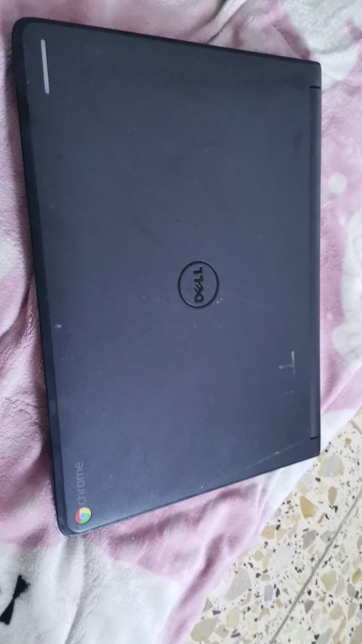 لابتوب ديل كروم اخو الجديد رايده بـ 40 الابتوب ناقصه بس شاحنه وبي مجال حك الجية *********** استفسار واتساب وبي خير وتدلل والخاص ومفتوح
