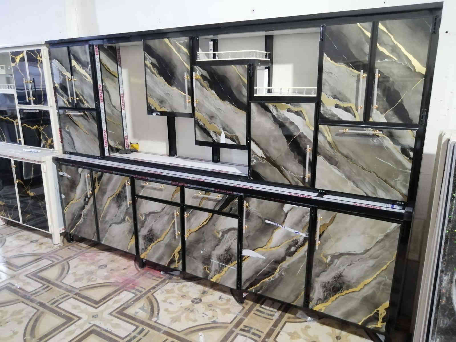 تخفيضات 50% جملة ومفر 
كاونترات المنيوم استندر 
من المتر الى 5امتار 
ويوجد تفصال ايضاً حسب الطلب 
شغل درجة اولة دبل مقطع او روطة 
اسعار تنافسية 🔥🔥
***********واتس
***********واتس
