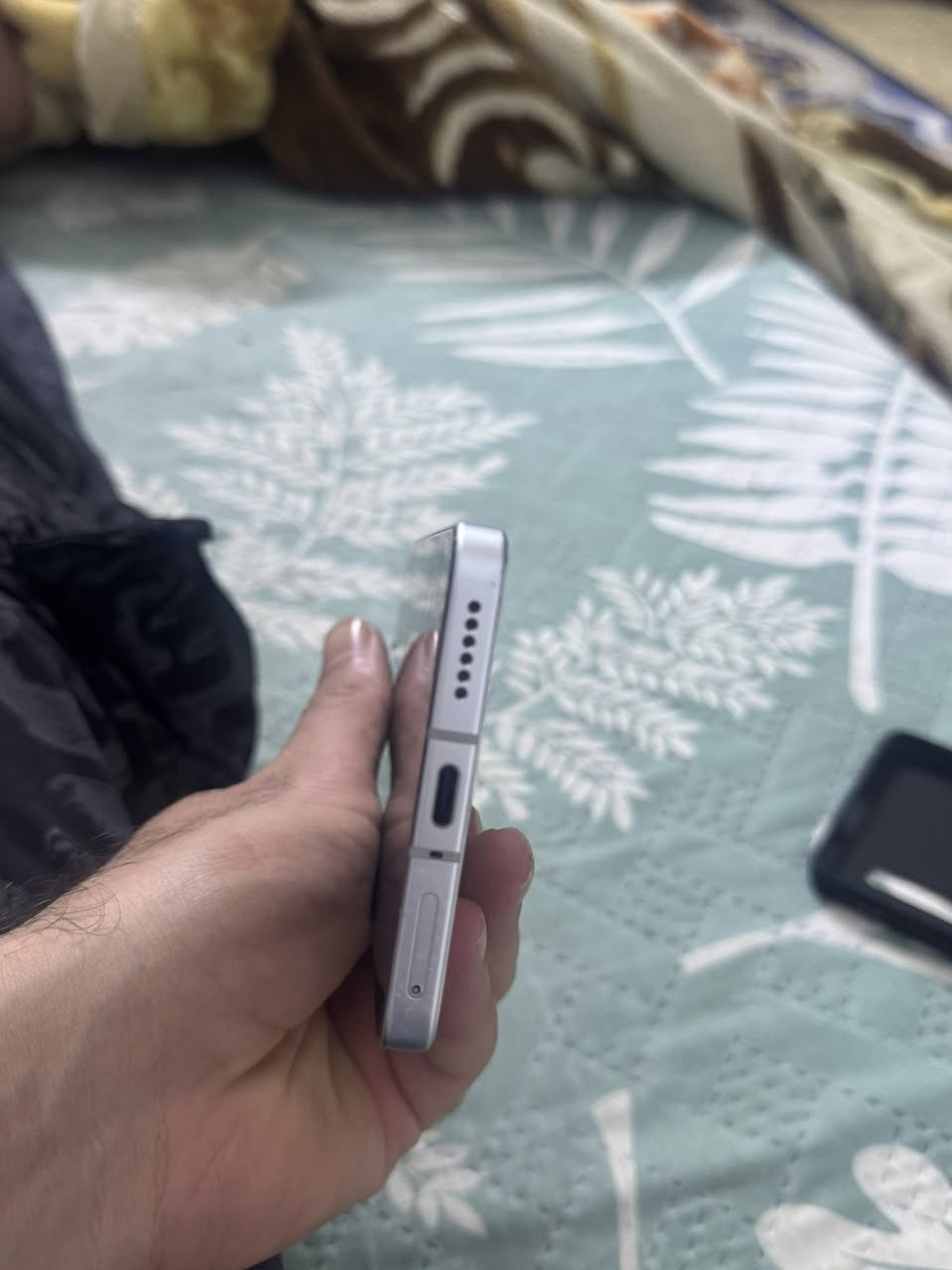 تكنو كامون٣٠ بريمر جهاز مكفول من كلشي بس مضروب من جهت يسره سواد قليل فطر ما ينشاف بل بلازما. مثل ما موضح بل صوره سعره ١٥٠ بيه مجال. *********** بغداد زيونه يوجد توصيل
