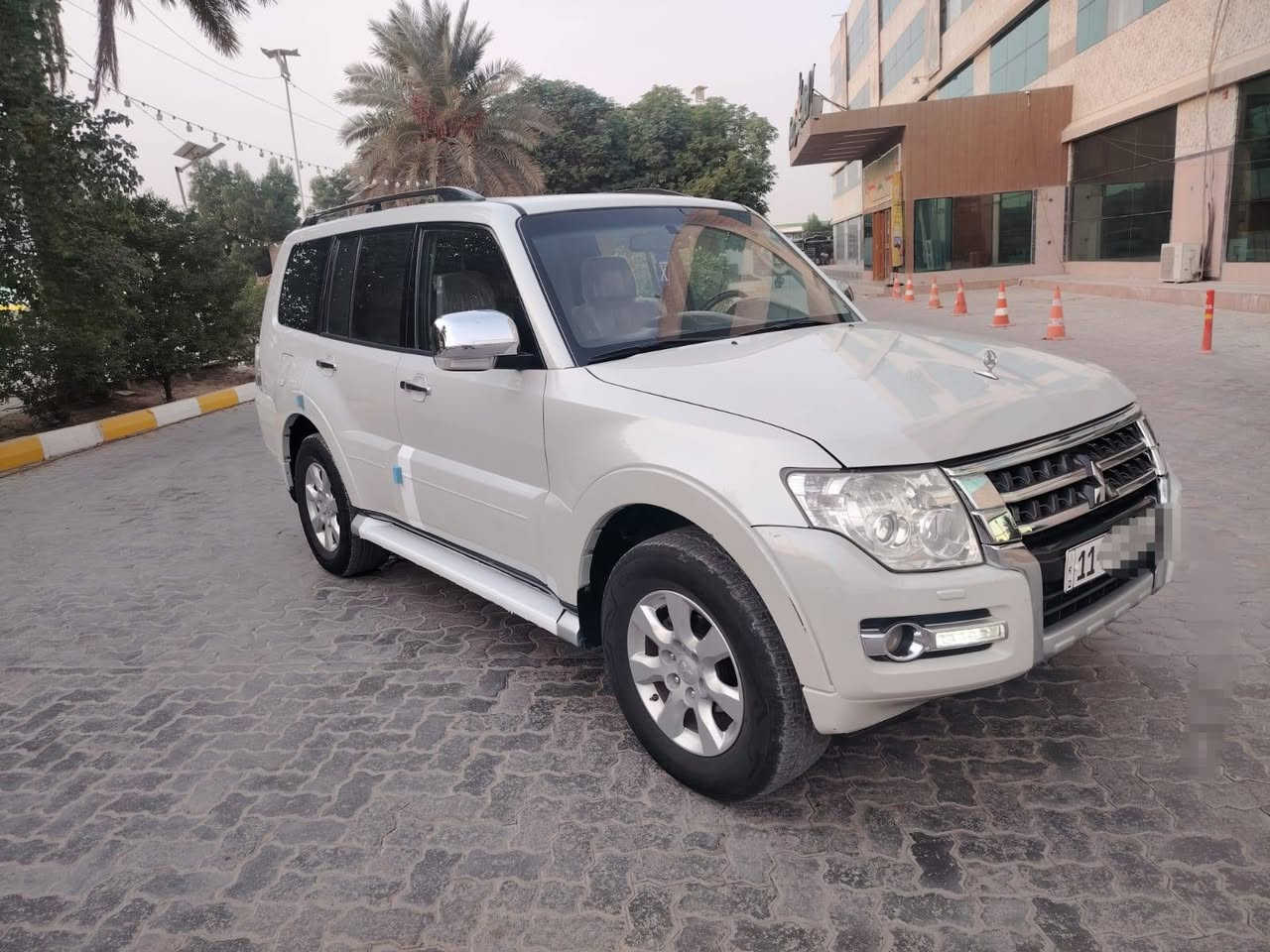 باجيرو 2016
فول مواصفات حبتور
مكفولة كفالة عامة من الصبغ والتبديل والبارد
گير مكينة مكفول 
رقم بغداد دولي بأسمي
هزة جديدة
مكينة 3500 
فتحة 
كشن جلد
تحكم ستيرن ٣ جهات 
دمام خلفي
مكان السيارة الديوانية / الحمزة الشرقي 
للاستفسار /
***********
