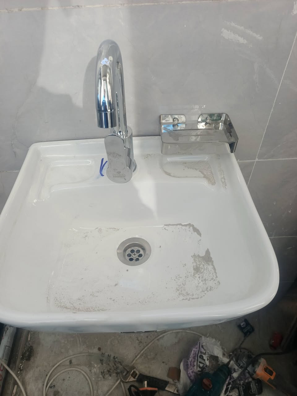 هذه عمالنه داخل كركوك
***********
