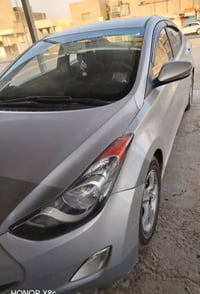 افانتي • ٢٠١٢ • انبار دولي