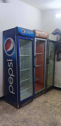 ثلاجة مستعملة • بالنجف • ركن شارع مدينه