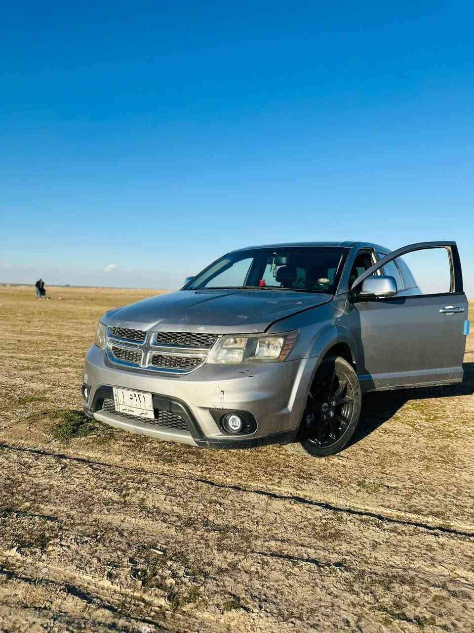 دوج جورني 2018GT
للبيع دوج جورني 2018 جي تي فول عدة الفتحة 
مرقم مثنى بسمي تحويل مباشر 
6 سلندر 
7 راكب 
مكان السيارة سماوة / الوركاء 
***********
السعر   120  وبيهة مجال 
الضرر مرفق بالصور
