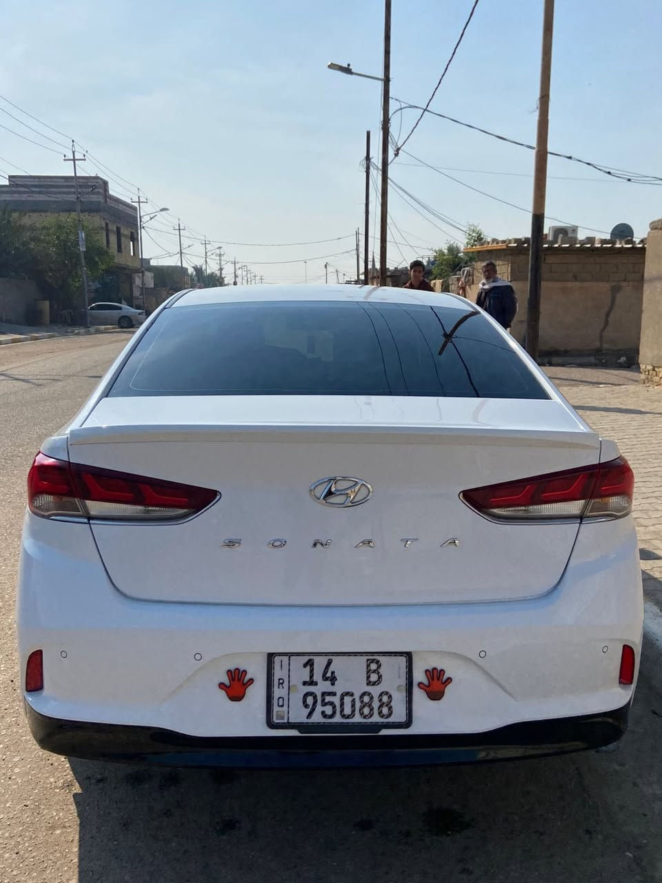السلام عليكم
سوناتا وارد كوري 
كفالة عامه 
موديل 2023 
السياره غاز 
رقم بصرة 
السياره جاهزه من كلشي 
مكان السيارة البصرة - الفاو 
للاتصال ***********
