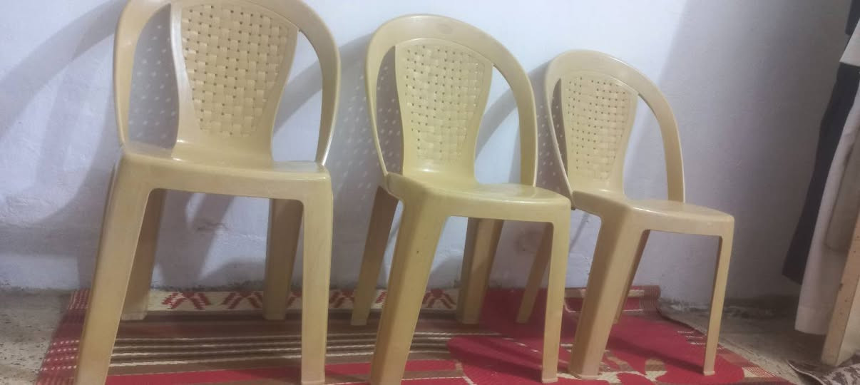 ميز طعام مع ٣ كراسي نضيفات السعر ٤٠


**إذا كنت صاحب هذا الإعلان وتريد حذفه لأي سبب، رجاءا أرسل رسالة إلى الدعم الفني**