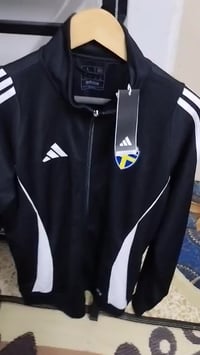 ملابس • للبيع