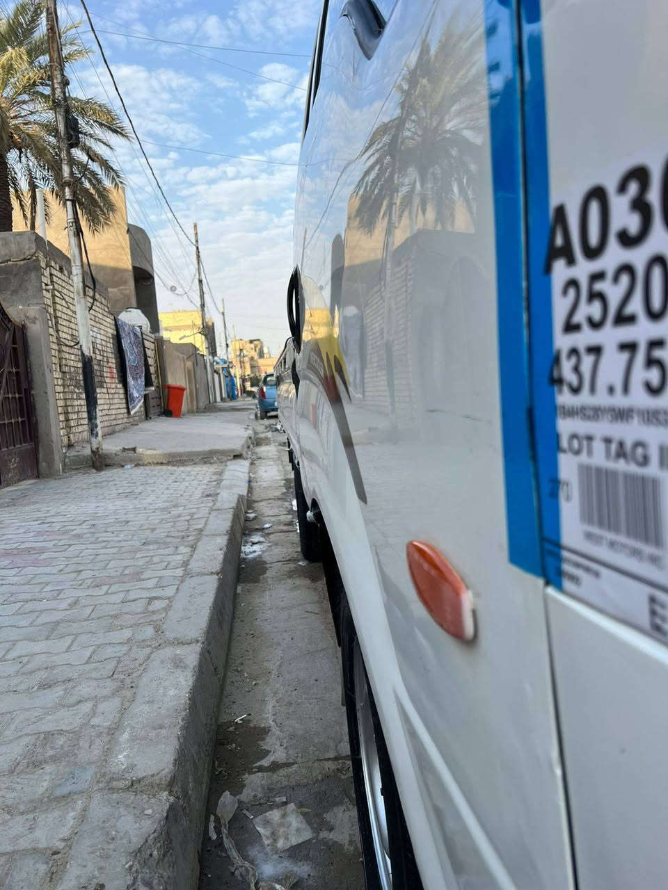 السلام عليكم كيا موديل 2008 رقم بغداد سياره مقفوله من الحادث والقص تصليح اخياسات ودوس  ماكينه 3000 مشترك لا تبخير ولا تنقيص
السعر السعر 90 ورقه وبيها مجال
 المكان بغداد الكماليه مقابيل البداله
 رقم الهاتف 
***********
***********
