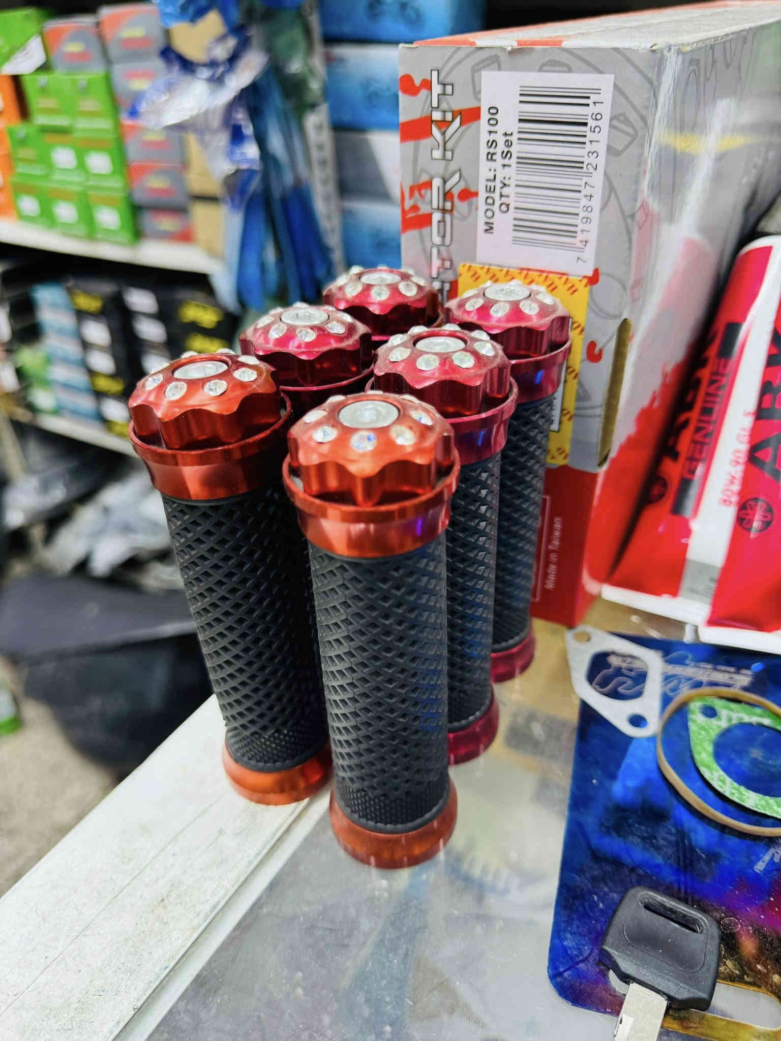 جميع التزويد 120 واسعار تفليش جوه سوك. راسلوني واتساب وتدللون♥️. ***********
