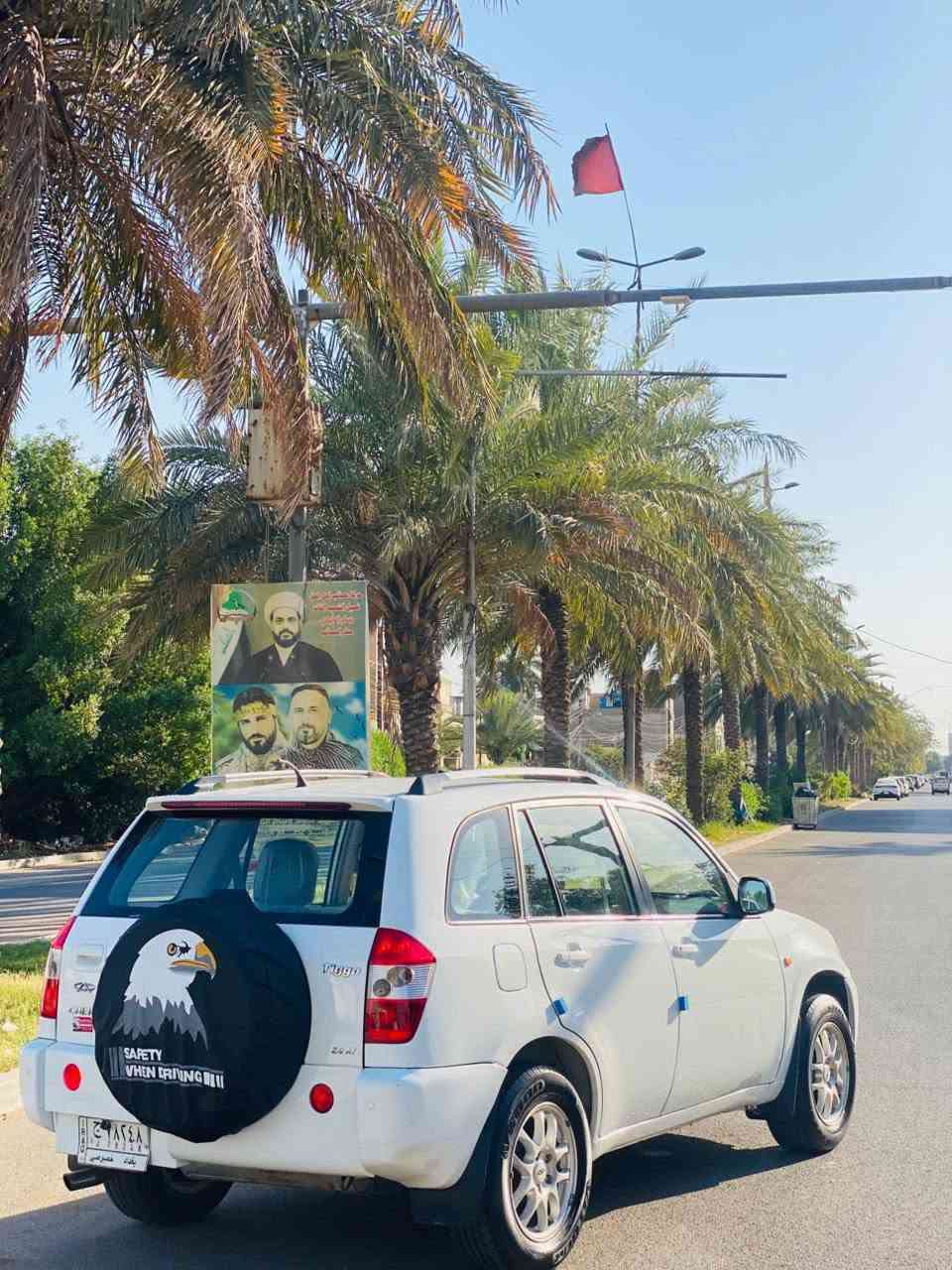 تيكو🚘🚖جديده مكفوله كفاله عامه
المحرك مكفول ✅
كير مكفول ✅
تبريد ثلج💨❄️
تخم تاير جديد 🛞🛞
الغرفه جديده بلادي 💺💺
فتحه سلايد 🚠
السياره مال بيت استخدام قليل السياره 🚘🚖جديده  كلش عنوانها السيديه 
السعر 68 وبيها مجال بسيط 
***********
