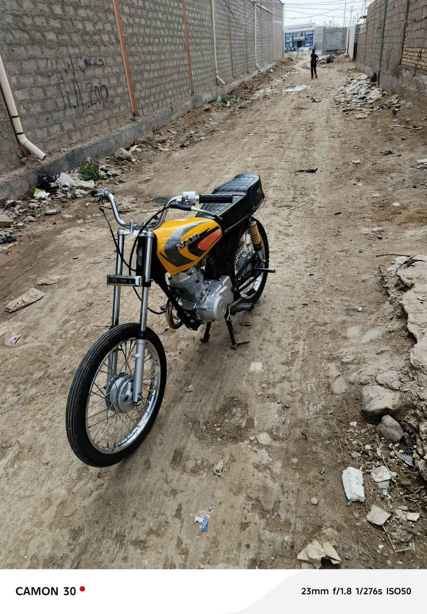 سلام عليكم مكفل بلنشر دراجه للبيع شاصي 16ارشه والعميره 25بس المكينه 19 مفتوحه رقم راعيه هذه*********** وخادم لشراي المو شراي لاترسل والي ماعرف اسعارهن لا يرسل رجاً 👉🏼😅.
