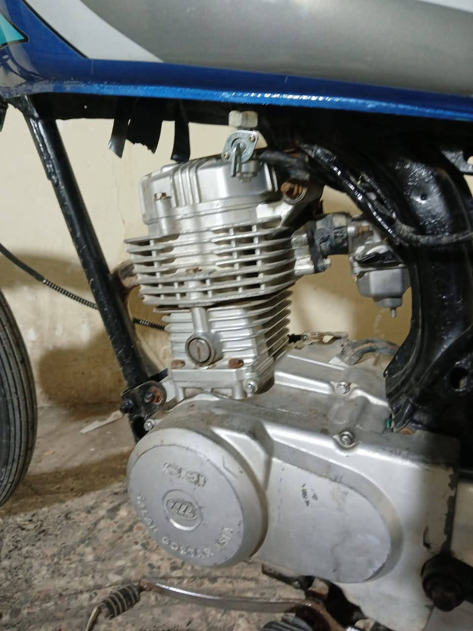 سلام عليكم دراجه ادوات ادوات ادوات مكان بصره طويسه سعر خاص ***********
