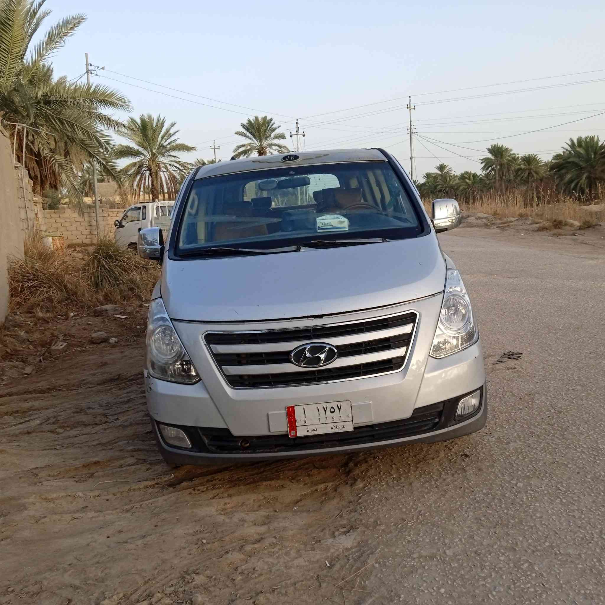 سلام عليكم سياره ستاركس للبيع موديل 2008محرك كير اكسن مكفول حداديه جديده تخم تاير جديده سياره مال جناي لشارع كبل شراي يتصل ***********
