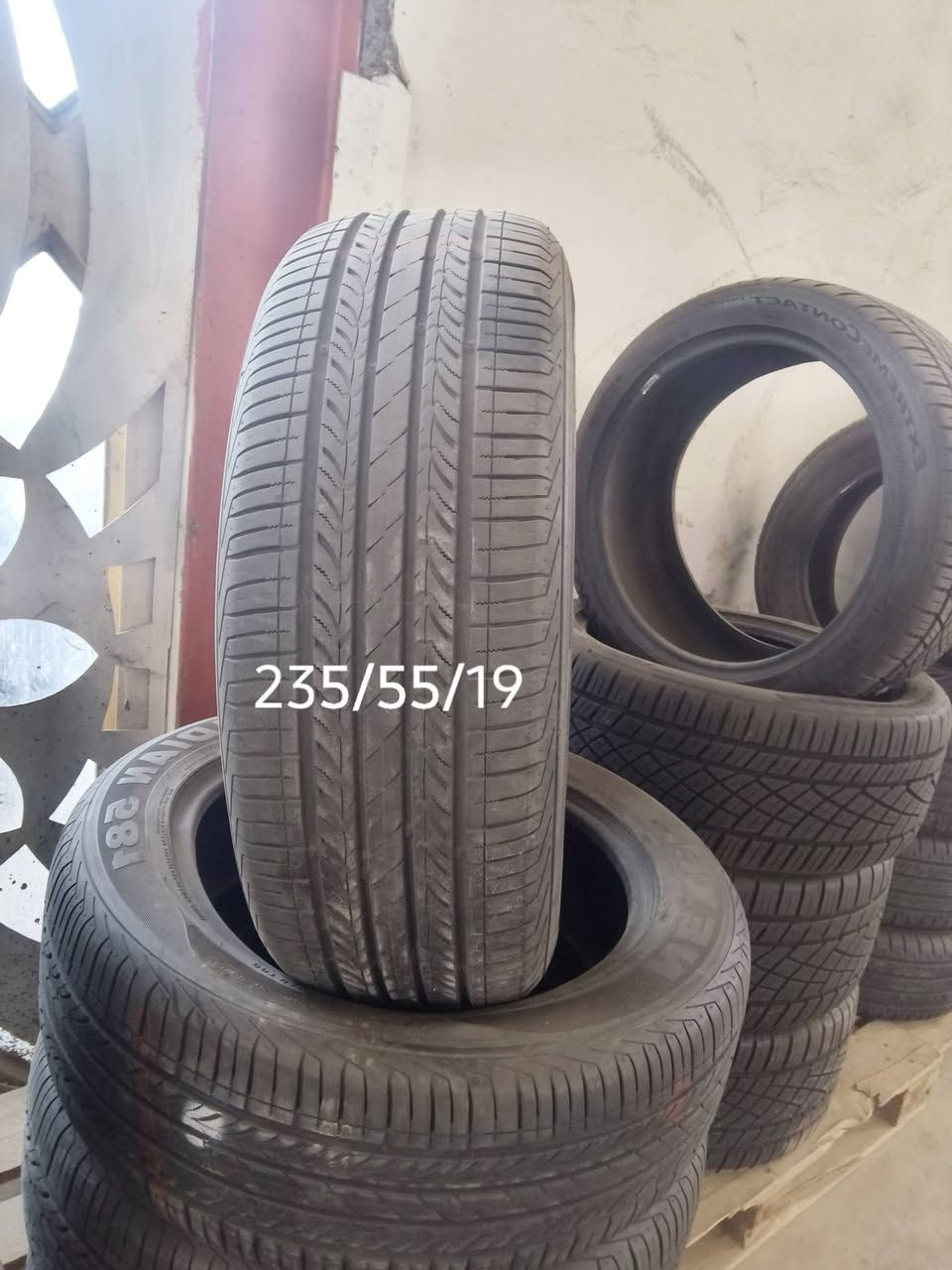 مجمع العيساوي 
لتجارة  الاطارات والبطاريات والزيوت والفلاتر
متوفر كل أنواع الاطارات 
 بكافة الاحجام للسيارات الكبيره 🚛 والصغيره 🚗 
متوفر بطاريات 
🔋 بكافة الاحجام والانواع من مناشئ عالميه
ومتوفر زيوت بكافة الانواع من مناشئ عالميه 
متوفر اطارات باله نضافة 100٪ انتاج من ٢٢-٢٥ 
ياباني - كوري - وكل انواع شركات الاطارات المعروفه ومن ضمنهم مشلن 
متوفر اطارات جديده من مناشئ عالميه 
لكافة انواع السيارات 
 ابو شمس : ‏‪***********‬‏
📍العنوان:  الكوفه - شارع المعمل - قرب معمل اسمنت الكوفه
