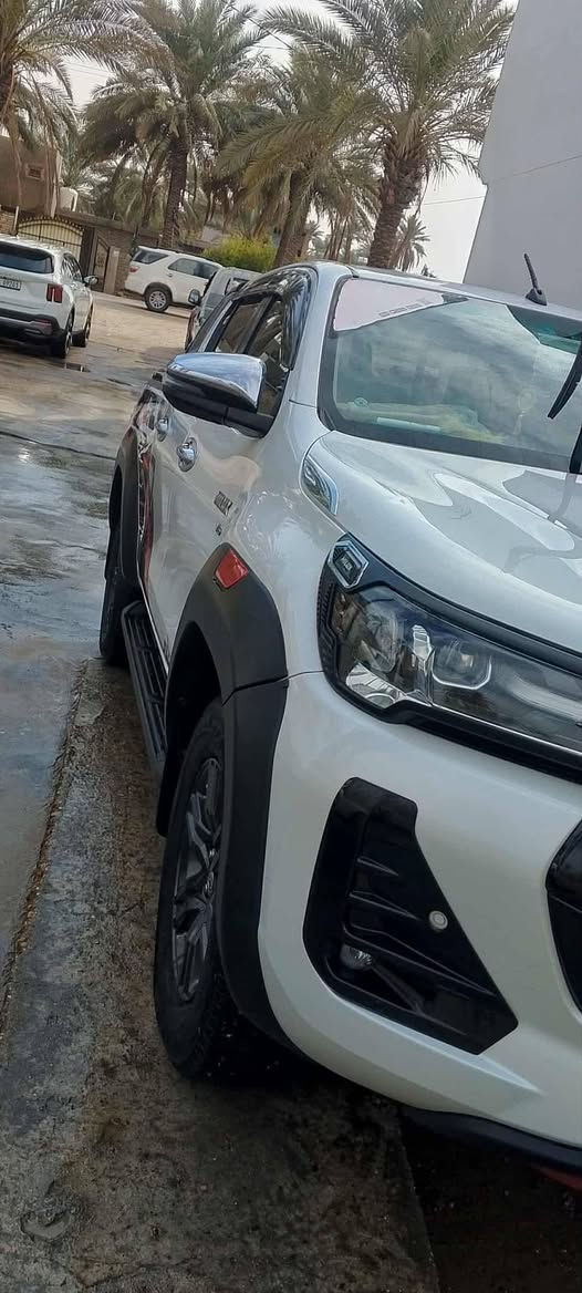 تيوتا هايلوكس Trdكفاله عامه رقم اربيل 6سلندر فول للبيع بابل *********** السعر 410وبيه مجال سياره جديديه
