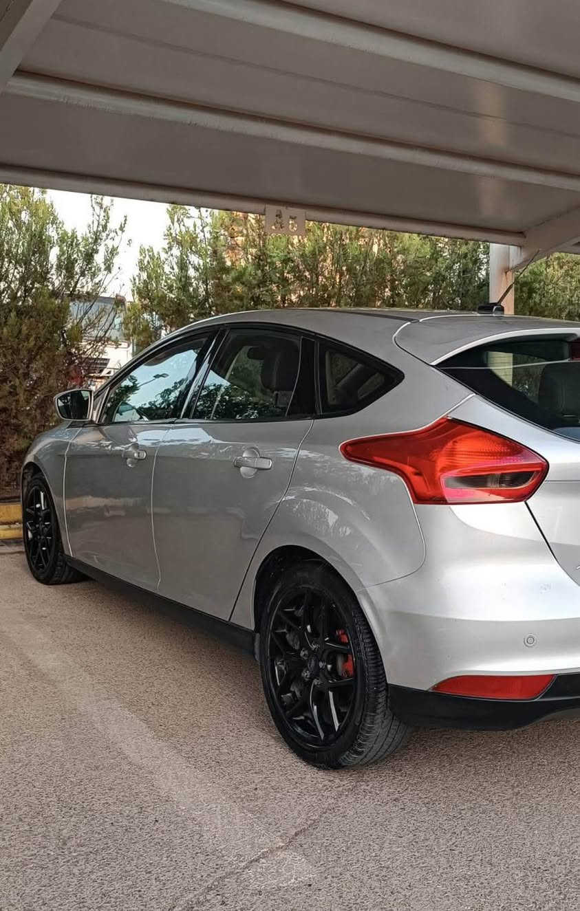 سلاوتان لێبێت فۆرد فۆکس ٢٠١٦ دوو پارچە بۆیاخ ناو جلد ناولید تەعدیل سورع مەکینە ٢٠ بێ تۆربۆ السليمانية, العراق


**إذا كنت صاحب هذا الإعلان وتريد حذفه لأي سبب، رجاءا أرسل رسالة إلى الدعم الفني**