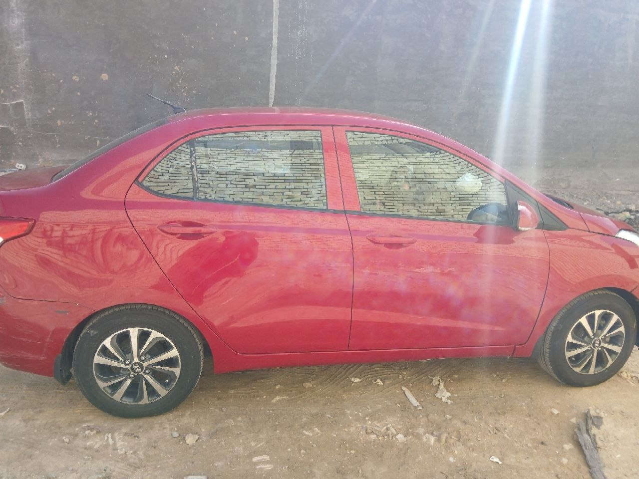 سعر ٨٧ سبعة وثمانون ورقة
موديل ٢٠١٦
مواصفات خليجي
صبغ قطعة واحدة 
لاتصال ***********
