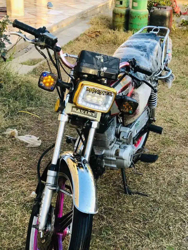 سلام عليكم موطور للبيع
سافان 
موديل 2020
سعر 350وبي مجال 
***********
