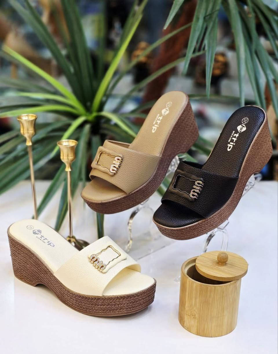 شحاطة كعب❤‍🩹
السعر 15 الف
37-38-39-40-41
توصيل بصرة 5 محافظات 6


**إذا كنت صاحب هذا الإعلان وتريد حذفه لأي سبب، رجاءا أرسل رسالة إلى الدعم الفني**