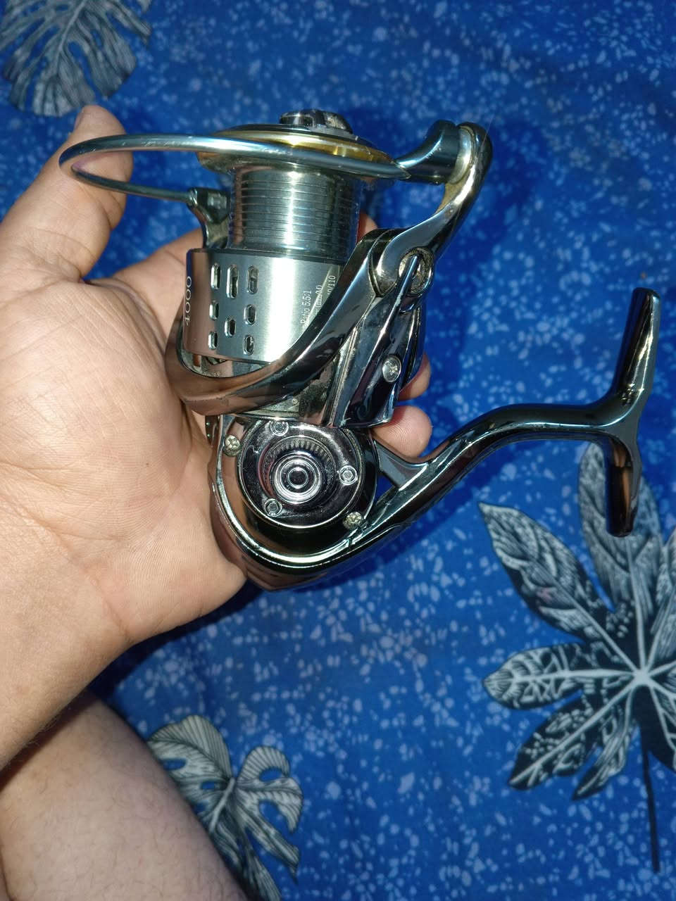 يا الله عيني مكينة حجم 4تالاف يدة حديد اكلاص حديد نضام اليدة سن سعر 20الف عنوان  بغداد الدورة شارع ستين يوجد خدمة توصيل الجميع المحافضات 5تالاف الحجز ولاتصال على الواتساب او على الخاص ***********
