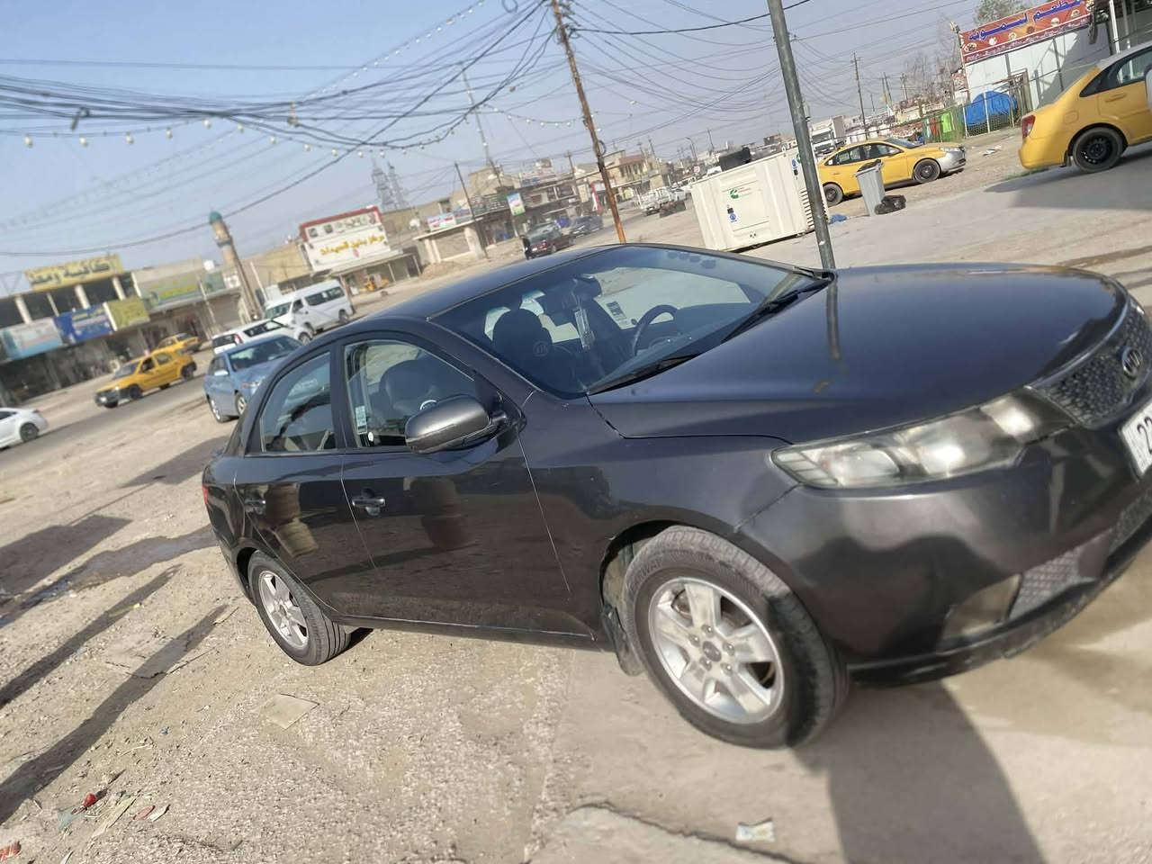 سلام عليكم ورحمة الله
سيراتو موديل 2013
سونار وياهه وبيهه بارد بجاملغ الوره تبريد شغال 

اتصال ***********
