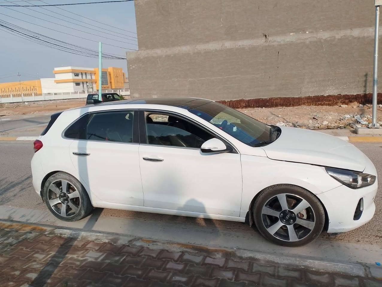 للبيع هونداي النترا هاشباك gt
موديل 2018
رقم واسط 
محرك تيربو جي دي اي 
ماشية 120 الف 
فول مواصفات بنوراما 
السعر 90 
مكاني كربلاء 
***********
