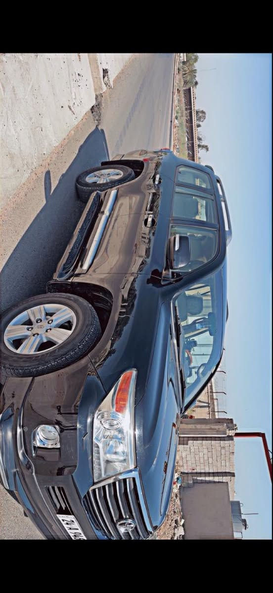 لاندكروز موديل 2012
ماشيه 250 
رقم دهوك هزه جديده سنويه جديده
سياره جاهزه 
محرك كير كفاله
بيهه طخه بالبنيد موضحه كد شبر 
دعاميات مصبوغه 
كشنات امامي كهرباء 
طفايه جوه رجل بلاد
استفسار اتصل ***********
