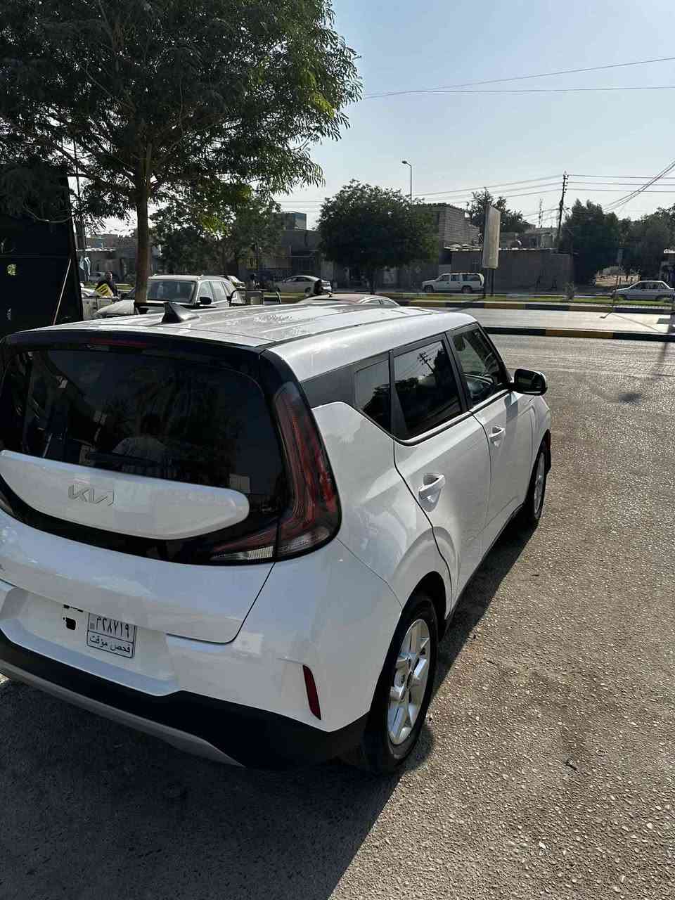 السلام عليكم
صول 2023 بدون رقم ..منفيس ب أسمي

ماشيه 14 الف

مكينه 2000 دوش

حادثها موضح بالصور ...باب وجاملغ 

والحداديه مصلحها ع ايدي بالعراق 

السعر 130 وبيها مجال

مكان السياره كربلاء

***********
