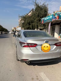 كامري موديل 2023 خليجي بيها بس صبغ بلباب مال سايق شي بسيط وبارد بلجامل...