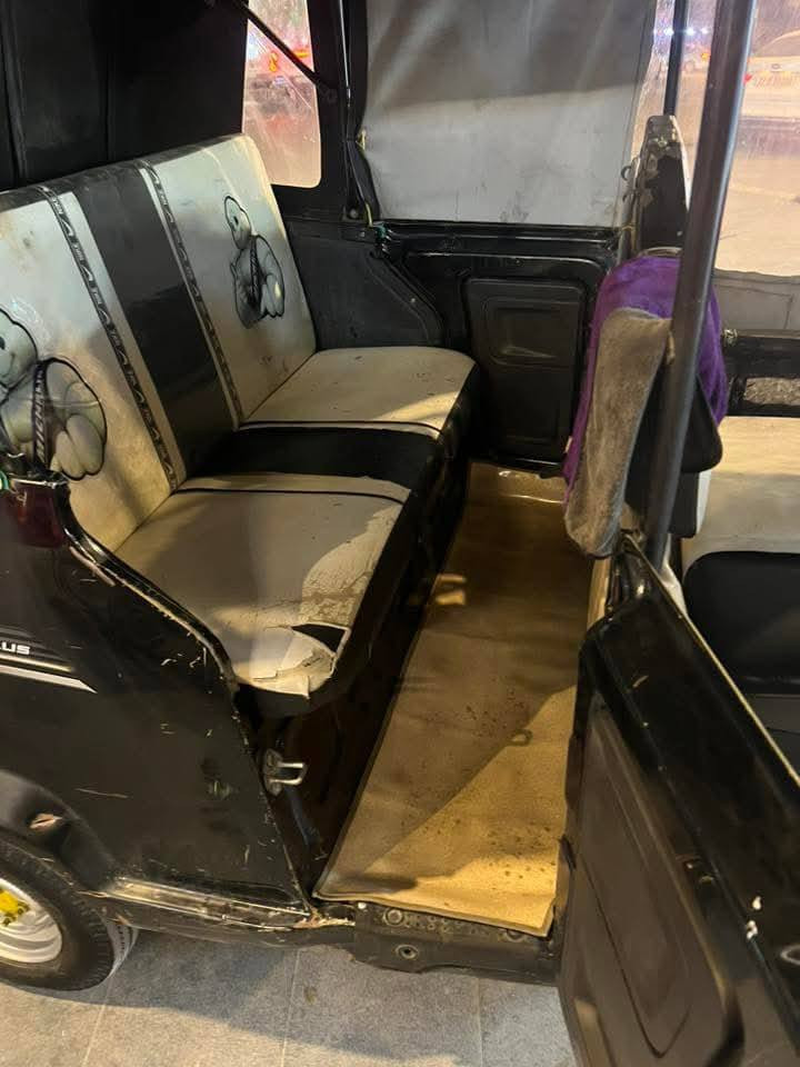 تكتك البيع موديل 21الشهر/8تيفئس الون اسود العنوان ناصريه مركز الستفسار التصال على***********
