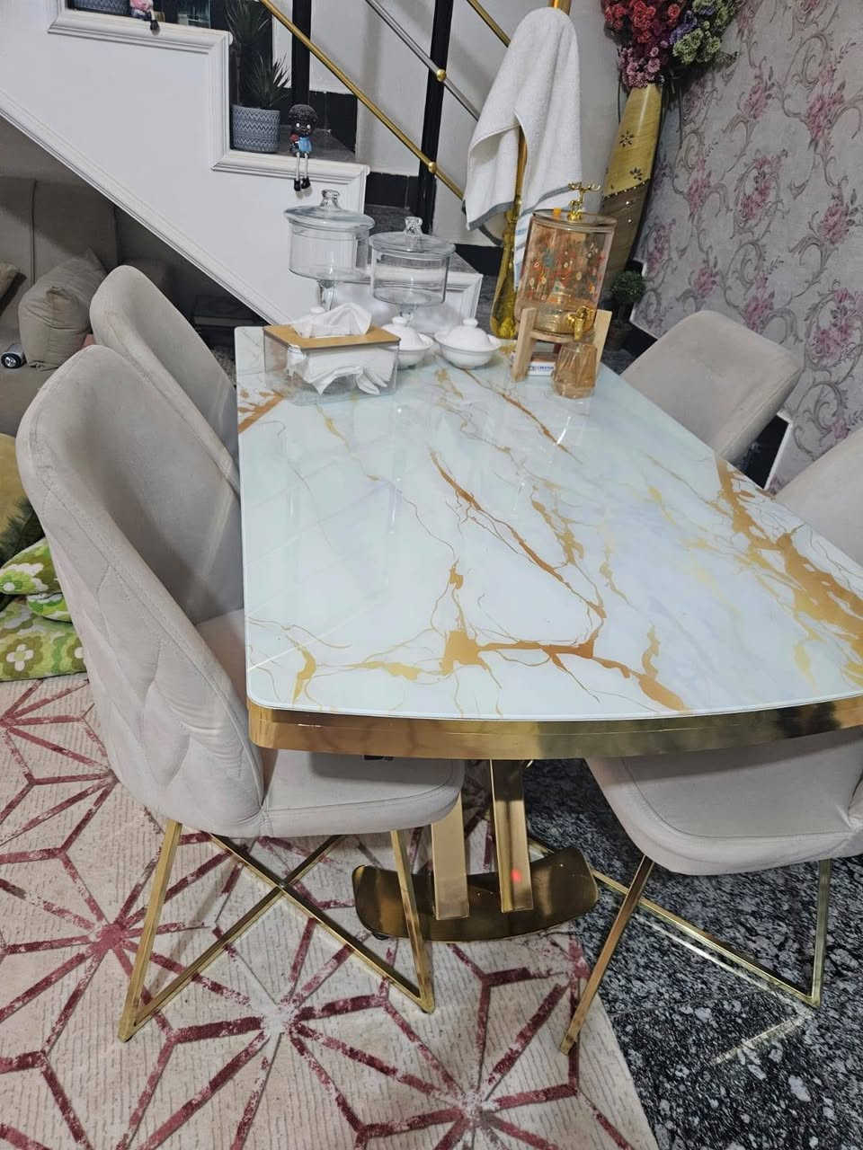 تخم قنفات تركي اخو الجديد النيلي 900تخم الببيحي والوردي 350مبز طعام جديد 6كراسي 400شراي خاص


**إذا كنت صاحب هذا الإعلان وتريد حذفه لأي سبب، رجاءا أرسل رسالة إلى الدعم الفني**