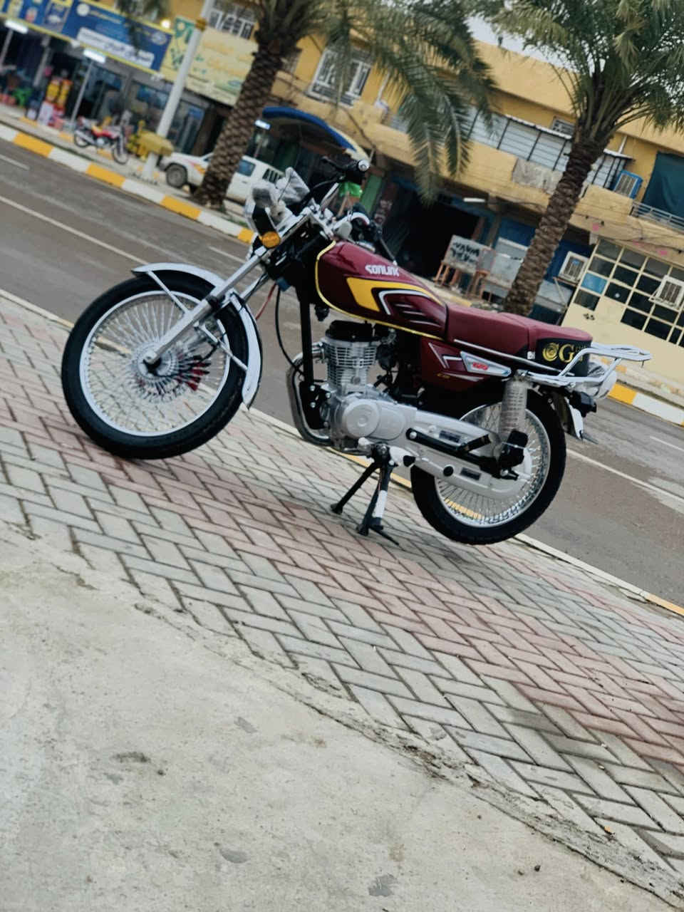 سلام عليكم دراجه للبيع مال جناي دراجة حلوة و نضيفه مكينه ما مفتوحه بعدها بضمانها موديل ٢٠٢٥ ما محطوط عليها سبانه مكاني الدجيل الاستفسار :***********
