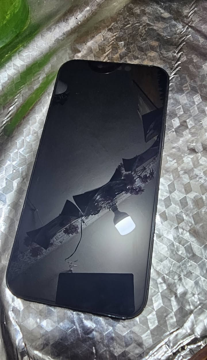 📱 للبيع iPhone 13 Pro Max – نسخة الشرق الأوسط
للبيع ايفون 13 برو ماكس - 13 pro max
نسخة شرق اوسط
🔋 صحة البطارية: 85%
🎨 اللون: زيتوني (Olive Green)
✨ الجهاز نظيف جدًا واستعماله خفيف
السعر : 675 الف
📍 الموقع: بغداد – حي العامل
📞 للتواصل: ***********
الجهاز خالي من العيوب، كلشي شغال 100% فقط كسر صغير بالضهر، مناسب للي يريد جهاز قوي ويعيش وياه سنوات 👌
