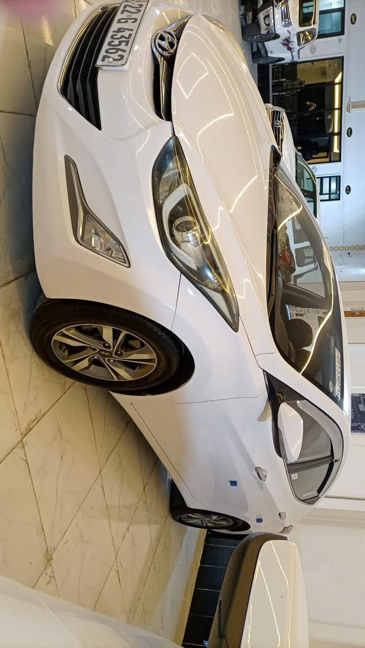 افانتي 2016 بلا صبغ مكينة 16 دوش سيارة جديدة السعر 125 وبيها مجال للاتصال *********** / ***********
