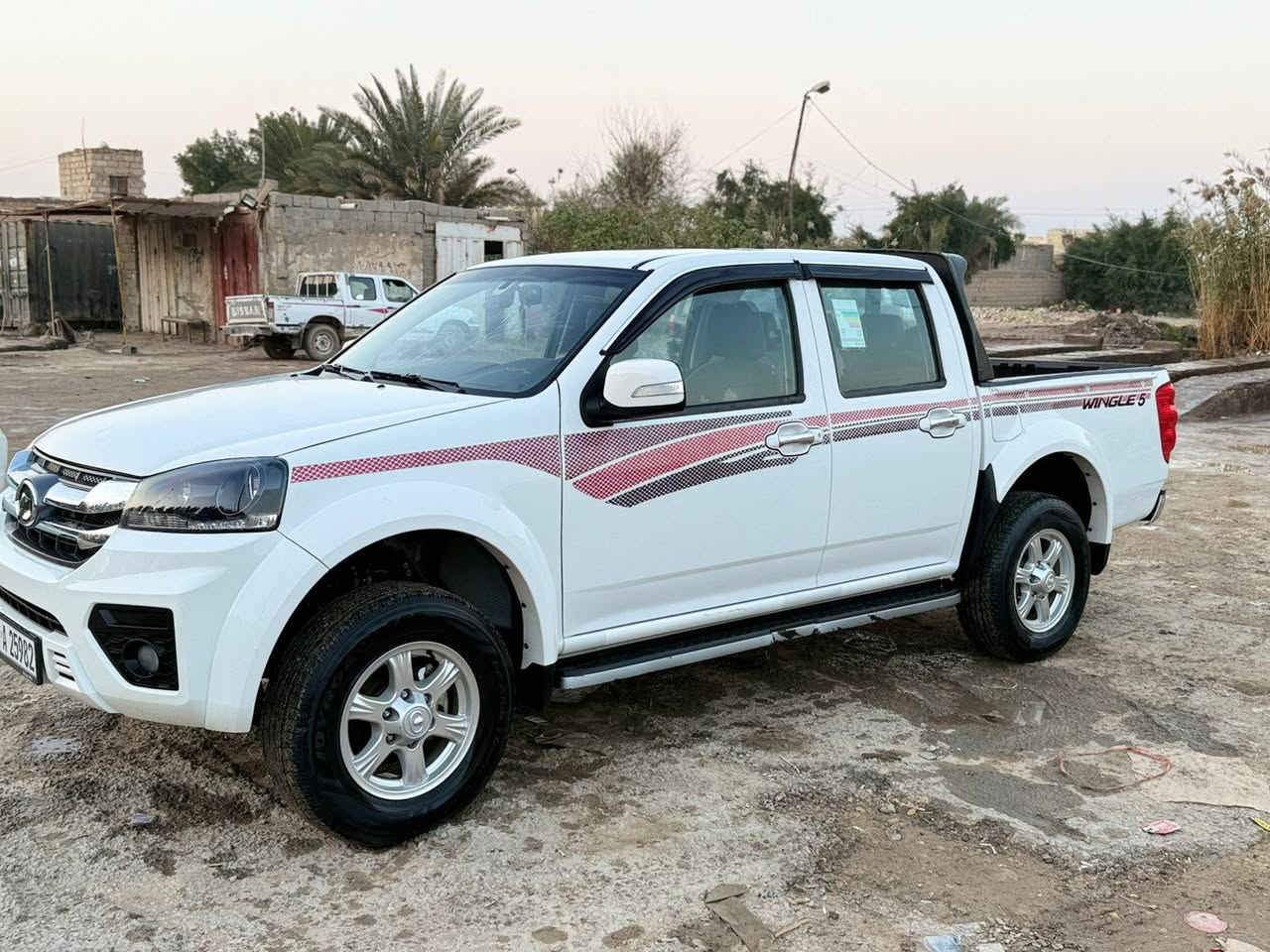 السلام عليكم
كريت ويل2025 سيارة رقم دولي 
رقم مثنى تحويل مباشر.  
‏سيارة كفالة عامة
‏السيارة مدورة ثاني يوم 
 ‏
محرك كير كفاله 
تخم تاير جديد 
‏
‏ السعر150 وبيه مجال للشراي
المكان الشطره قضاء الدواي‏
‏.     ***********
