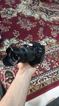 نيكون ٣٢٠٠ • نضيفه • قبق البطارية